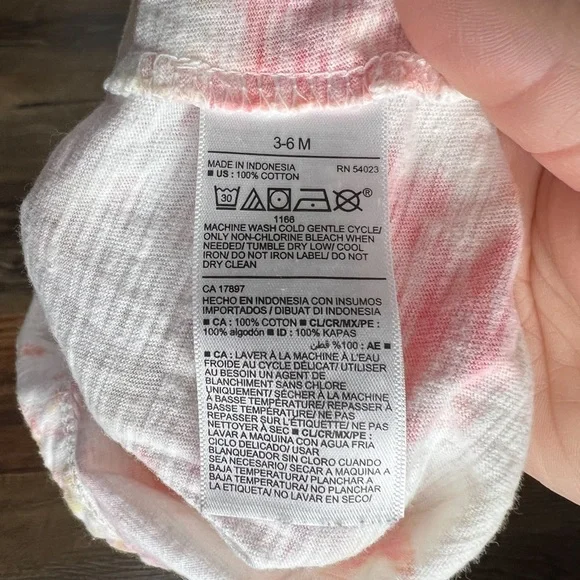 Old Navy Baby Girls Long Sleeve Ruffle Trim Tie Dye Bodysuit, Size 3-6M - Picture 8 of 10